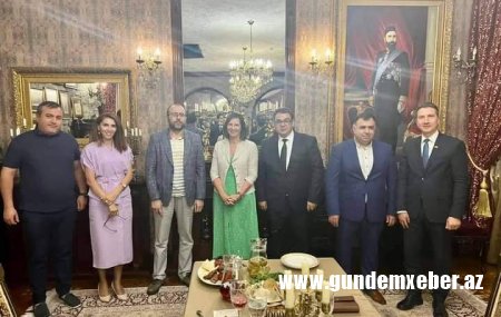 Mərkəz rəhbəri mötəbər görüşdə iştirak etdi - FOTO