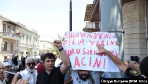 Bakıda polis quru sərhədlərin açılması tələbi ilə keçirilən aksiyanı dağıdıb