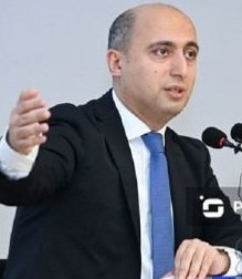 Emin Əmrullayevin buralardan XƏBƏRİ VARMI?.. - İTTİHAM VAR!