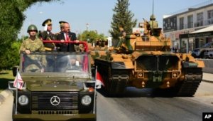 Türkiyə-Yunanıstan münasibətləri Kipr və Egey adaları səbəbilə gərgindir