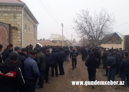 Minaya düşərək həlak olan hərbçi ilə vida mərasimi keçirilir - FOTO