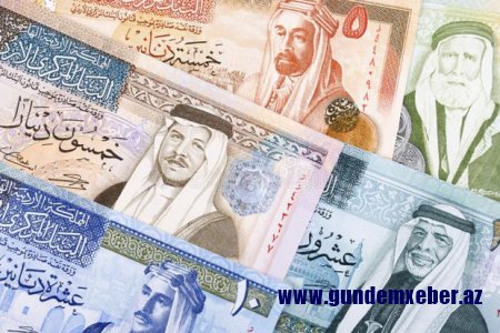 İraq İrana olan borcunu dollar əvəzinə dinarla ödədi