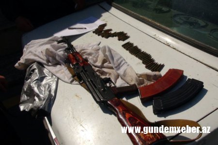 Bakı sakininin üzərində “Kalaşnikov” aşkarlanıb
