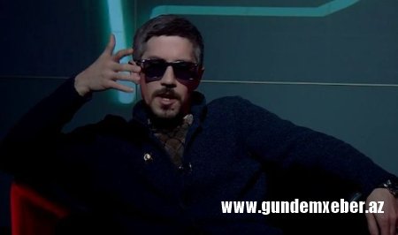 “Əqrəb mövsümü”nün rejissoru son filminə baxmayanlara əsəbiləşdi - VİDEO