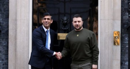 Zelenski gözlənilmədən Rişi ilə danışıqlar aparmaq üçün Britaniyaya gəlib