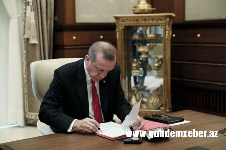 Ərdoğan zəlzələ bölgəsində təbii qaz və elektrik enerjisi borclarının silinməsi barədə qərar verdi