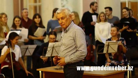 Azərbaycanlı dirijor Dağıstanın Xalq artisti oldu