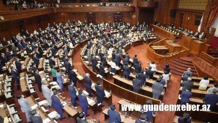 Yaponiya cinsi əlaqə yaşını 13-dən 16-ya qaldırdı və təcavüzün tərifini dəyişdi