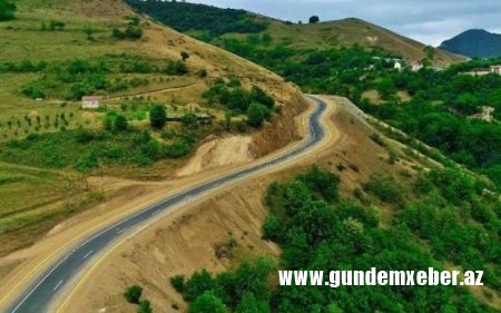 Azərbaycan erməni sakinlərin ehtiyaclarının qarşılanması üçün Ağdam-Xankəndi yolunu təklif edib
