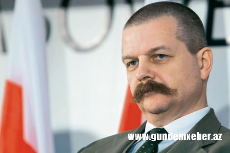 Polşalı politoloqdan Ukraynaya ittiham: “Varşavada hökuməti devirmək istəyir”