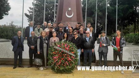 ABP nümayəndələri Bakıdakı “Türk şəhidliyi” abidəsini ziyarət ediblər -FOTOLAR