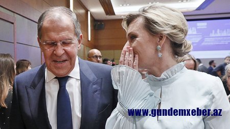 Bolqarıstan Zaxarovaya görə icazə vermədi, Lavrov başqa marşrutla uçdu