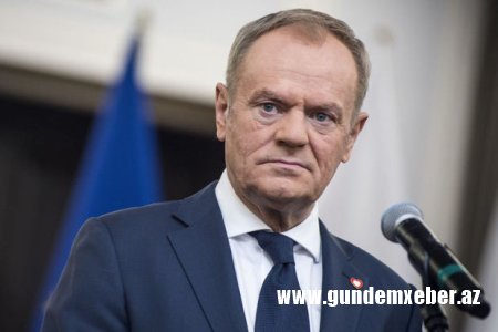 Polşanın baş naziri kəşfiyyat xidmətinin rəhbərlərini istefaya göndərməyi təklif edib