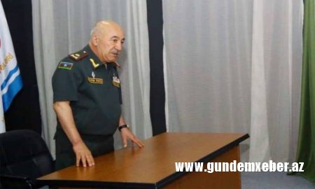 Qara əməlli general ağ “Range Rover”lə meydan sulayır