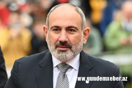 Nikol Paşinyan işğal altında olan Əskipara kəndinə gəlib