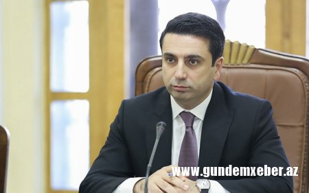 Simonyan: Ermənistan Rusiya hərbi bazasının ölkədən çıxarılması məsələsini müzakirə etmir