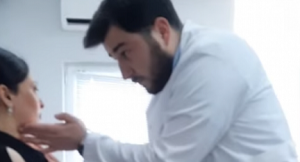 “MayoMed“ klinikasında qalmaqal: Fəaliyyəti qadağan edilmiş cərrah pasiyent qəbul edir? (VİDEO)