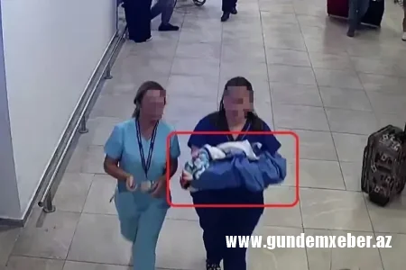 Antalyada körpəsini aeroportda unitaza atan qadın azadlığa buraxıldı