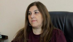 Keçmiş səfirin qızına cinayət işi açıldı - SİYAHI