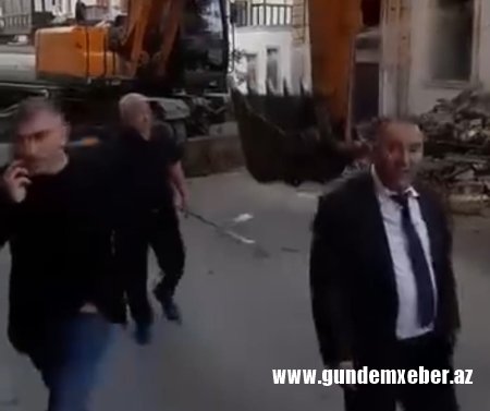 Hökumətin vəzifəli şəxsi iyrənc ifadələrlə danışır - VİDEO