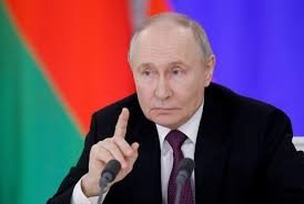 Rusiya məhkəmələrində yeni praktika: Putinə söz deyən cəzalanır