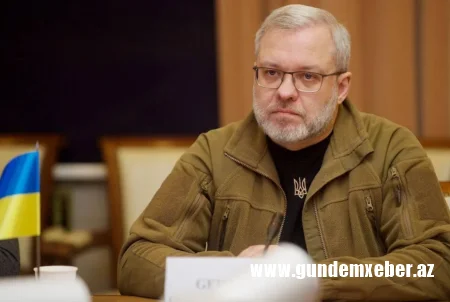 Ukraynada sabiq nazir mənimsəmədə təqsirləndirilir - Pulları övladlarının təhsilinə yönəldib