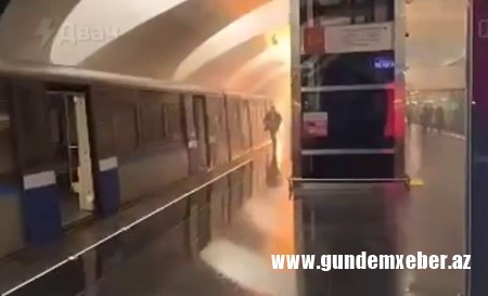 TƏCİLİ: Moskva metrosunda DƏHŞƏTLİ PARTLAYIŞ
