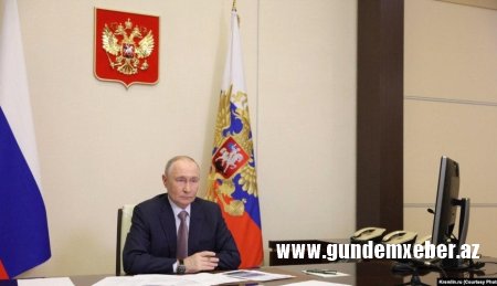 Putin yenə “sirli otaq”da GÖRÜNDÜ