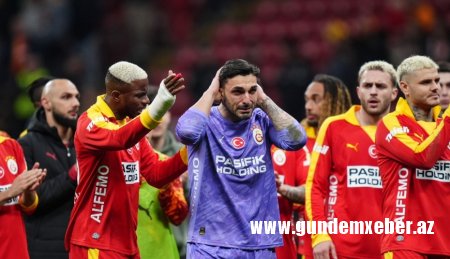 İstanbulda fiasko: “Qalatasaray” kubokdan çıxdı, azarkeşlər fitə basdı, qapıçı ağladı
