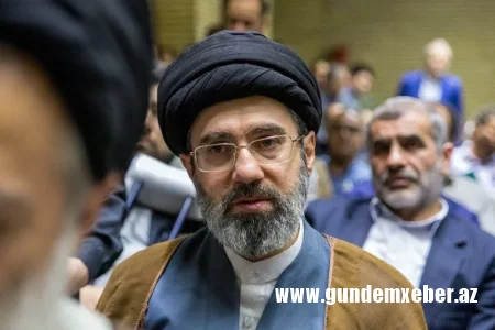 Müctəba Xamenei İran xalqına müraciət etdi