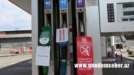 Rusiya neft ölkəsindən yanacaq idxalçısına çevrildi: Hindistandan təcili benzin alışı başladı