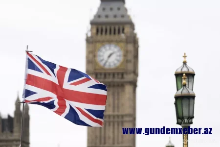 Britaniya İrlandiyadan miqrant axını ilə üzləşə bilər